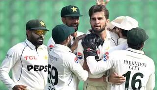 ਪਾਕਿਸਤਾਨ ਨੇ ਵਿਸ਼ਵ ਚੈਂਪੀਅਨ ਨੂੰ ਹਰਾਇਆ, ਇਸ ਗੇਂਦਬਾਜ਼ ਨੇ ਮਚਾਈ ਤਬਾਹੀ, ਲਈਆਂ 10 ਵਿਕਟਾਂ, ਜਾਣੋ ਕਿਵੇਂ ਜਿੱਤਿਆ ਇਹ ਮੈਚ ?