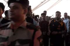 PHOTO: રોહિત પાછળ ગિલ, કોહલીના ચહેરા પર જોવા મળ્યો આત્મવિશ્વાસ, કઈંક આ અંદાજમાં ઓસ્ટ્રેલિયા રવાના થઈ ટીમ ઈન્ડિયા