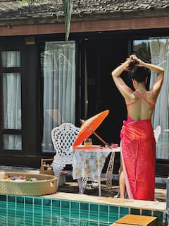 Aahna Sharma Photo: આહના શર્માએ પુલ કિનારે આપ્યા બોલ્ડ પોઝ,તસવીરો થઈ વાયરલ