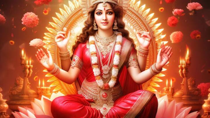 झाडू पाहणे - झाडूला देवी लक्ष्मीचे प्रतीक देखील मानले जाते. जर तुम्हाला सकाळी लवकर कोणी झाडू मारताना दिसले तर ते देखील एक शुभ चिन्ह आहे. असे मानले जाते की ते नकारात्मक ऊर्जा काढून टाकते आणि घरात संपत्ती आणते. हे संकेत सूचित करतात की तुमच्या जीवनातील अडथळे दूर होतील आणि समृद्धीचा मार्ग उघडेल.