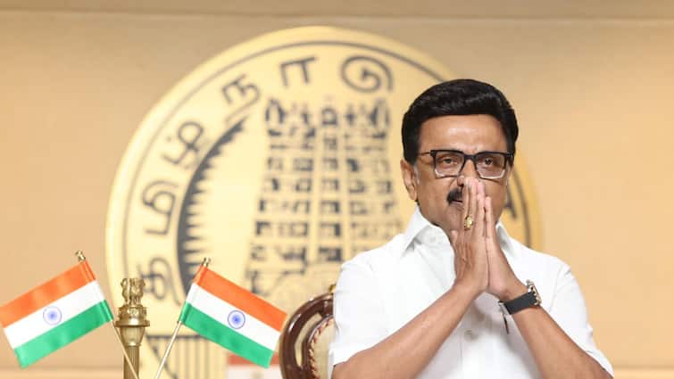 <div>Tamil Nadu Govt To Introduce Bill Banning Hindi Hoardings, Movies, & Songs: Report</div>