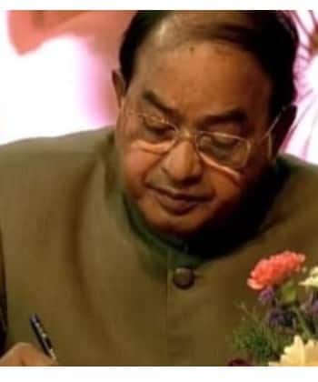 ਸਿਆਸੀ ਜਗਤ 'ਚ ਛਾਇਆ ਮਾਤਮ, ਸਾਬਕਾ CM ਦਾ ਹੋਇਆ ਦੇਹਾਂਤ...