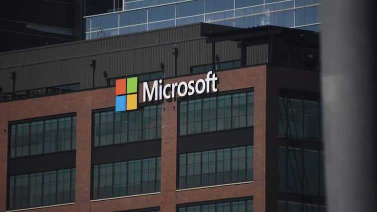 <div>Microsoft Launches MAI-Image-1: New AI Image Generator Takes On OpenAI Sora & Google Nano Banana</div>