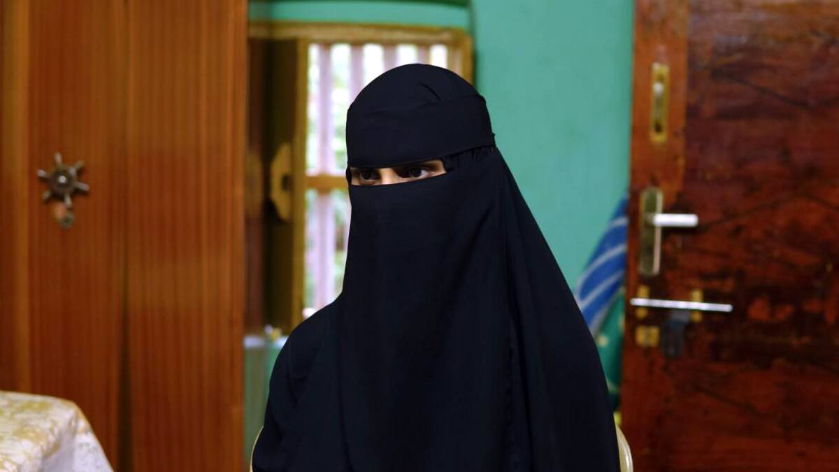 ஹிஜாப் அணிந்த மாணவிக்கு அனுமதி மறுப்பு! சர்ச்சையில் கிறிஸ்தவ பள்ளி, பாஜக கண்டனம்!