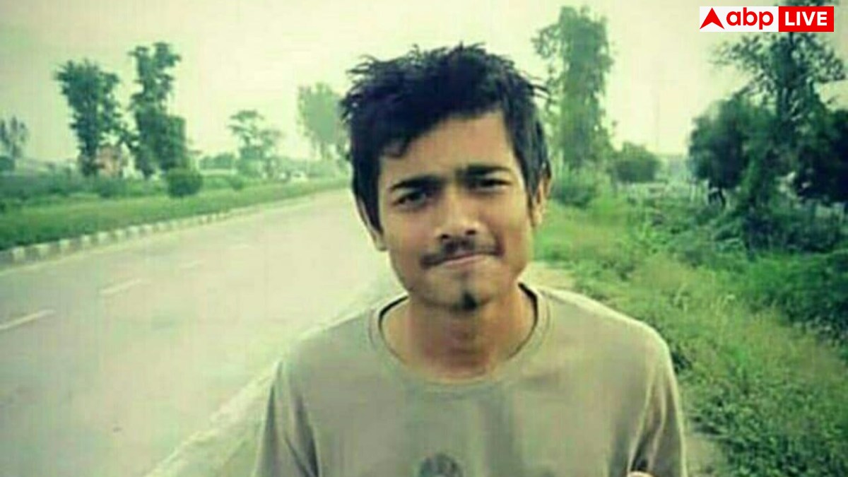 Childhood Photos of Bhuvan Bam: बचपन में कैसे दिखते थे मशहूर यूट्यूबर भुवन बाम? 90 पर्सेंट लोगों ने नहीं देखी होंगी ये तस्वीरें