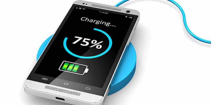 Charging stations are available at many public places like airports, railway stations, malls or bus terminals. By going there you can charge your phone for some time. However, keep in mind that while charging at such places, always keep your data security in mind and turn off the data transfer mode of the phone in public USB ports.