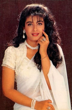 अक्षय कुमार एक्स गर्लफ्रेंड की 10 तस्वीरें, अपनी अदाओं और स्टाइल में बेमिसाल हैं ये एक्ट्रेस