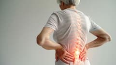 ऑस्टियोपोरोसिसने हाडं झालीत कमकुवत? 'या' टिप्स फॉलो केल्यास निरोगी जीवन जगणं शक्य