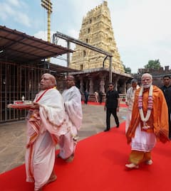 Modi Kurnool Tour: శ్రీ భ్రమరాంబ మల్లికార్జున స్వామి సేవలో ప్రధానమంత్రి - మోదీ వెంటే చంద్రబాబు, పవన్