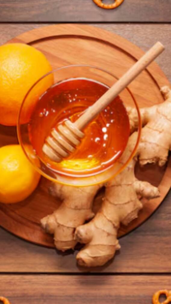 শীত আসছে, ঘরে রাখুন আদা ও মধু