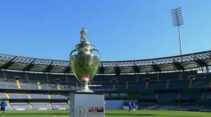 Ranji Trophy Winner List:  મુંબઈએ સૌથી વધુ વખત રણજી ટ્રોફી જીતી છે. રણજી ટ્રોફીની પહેલી સીઝન 1934/35માં રમાઈ હતી અને બોમ્બેએ નોર્થર્નને હરાવીને ટાઇટલ જીત્યું હતું.