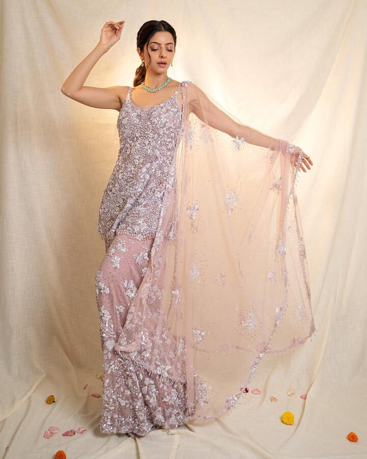 वेदिका कुमारी तमिल फिल्म