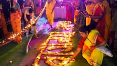 Ayodhya Deepotsav 2025: Women’s Self-Help Groups Shine, Earning Rs 1.25 Lakh Through Eco-Friendly Lamp-Making