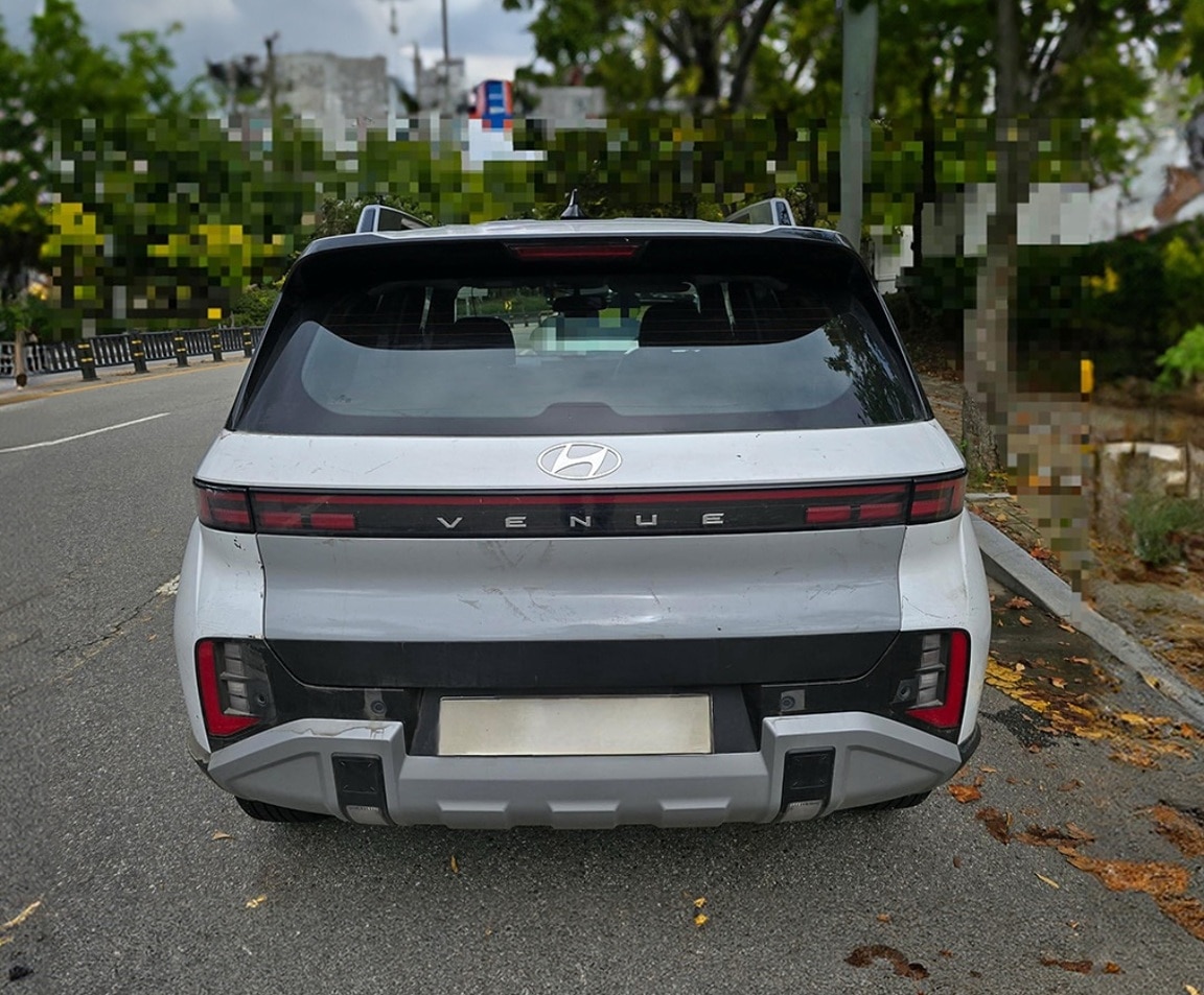 New Hyundai Venue 2025 Vs Creta: Which One Has More Features?