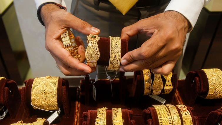 Gold Hits New Highs Amid Dhanteras Shopping, Check Gold Rates Today In Delhi, Mumbai, Ahmedabad, And More Cities