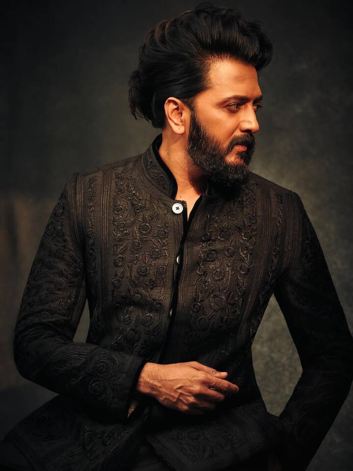 Genelia’s fitness post follows her glamorous festive appearances on social media.