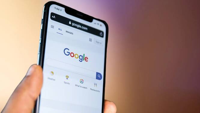 Google launches new Contacts Recovery feature that helps in regaining account access Google New Feature : గూగుల్‌లో కొత్త ఫీచర్‌, పాస్వర్డ్ మర్చిపోయినా లేదా ఫోన్ పోయినా డేటా పోతుందనే భయం లేదు!