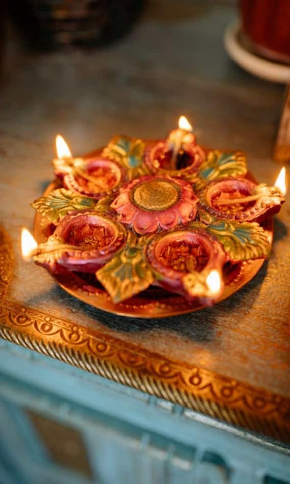 धनत्रयोदशीला भांड्यांव्यतिरिक्त काय-काय खरेदी करू शकता?