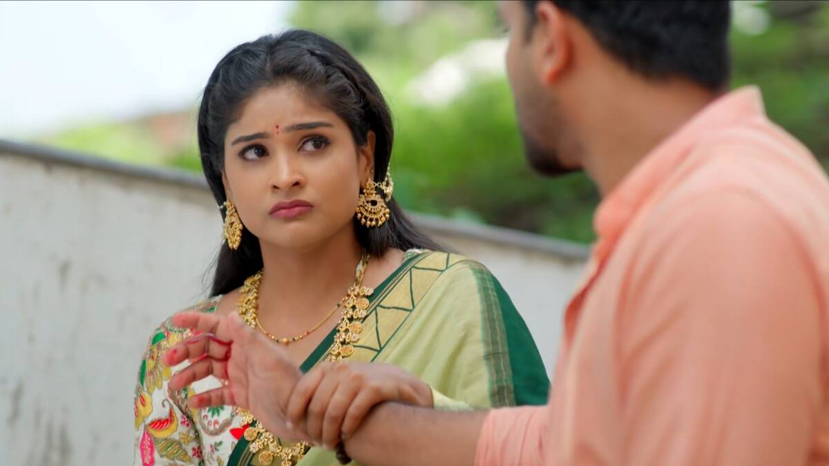 Illu Illalu Pillalu Serial Today October 16th: ఇల్లు ఇల్లాలు పిల్లలు: అయ్యబాబోయ్ అంటూ మళ్లీ మంట పెట్టేసిన వల్లీ! భాగ్యం, ఇడ్లీబాబాయ్కి కొత్త సమస్య!