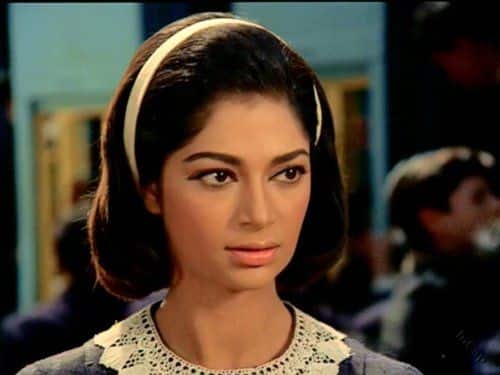 This show also gave him special recognition in the world of TV. Simi Grewal also received many awards for her acting. She also received the Filmfare Best Supporting Actress Award, which was the result of her talent and hard work. He also faced many challenges in his personal life, but never gave up his self-respect and ideals.