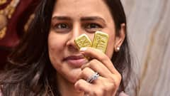Gold Price Today In Kolkata: Gold Recovers Marginally After Sharp Drop