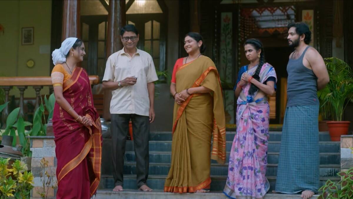 Nuvvunte Naa Jathaga Serial Today October 17th: నువ్వుంటే నా జతగా: దేవా ఆడపిల్ల గెటప్.. మిథున చేసిన పనికి నవ్వులు, ఆస్తి కోసం కొత్త ట్విస్ట్!