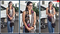 रश्मिका मंदाना ने हाथ से छिपाई अपनी इंगेजमेंट रिंग, एयरपोर्ट पर दिए इस तरह पोज