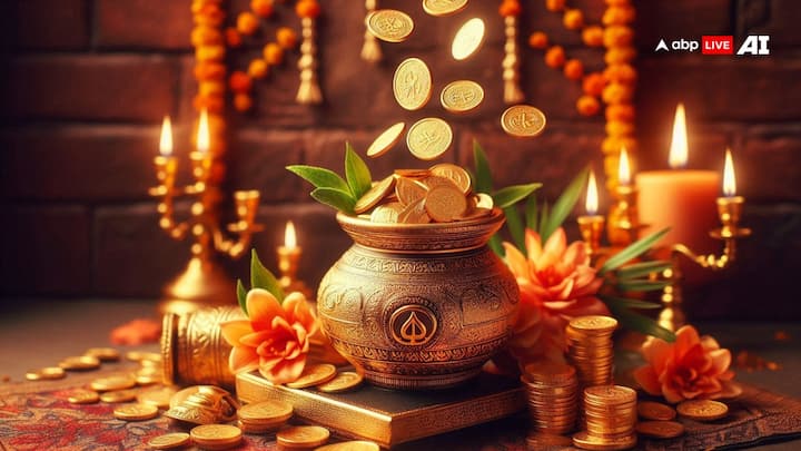 According to astrology, Dhanteras will start in Brahmayoga, Budhaditya, Uttara-Purva Phalguni Nakshatra. Since Trayodashi Tithi falls on Saturday, there will also be Shani Trayodashi. Jupiter will enter Cancer from Gemini. These yogas will open up the fortunes of many zodiac signs along with Dhanteras worship and shopping.