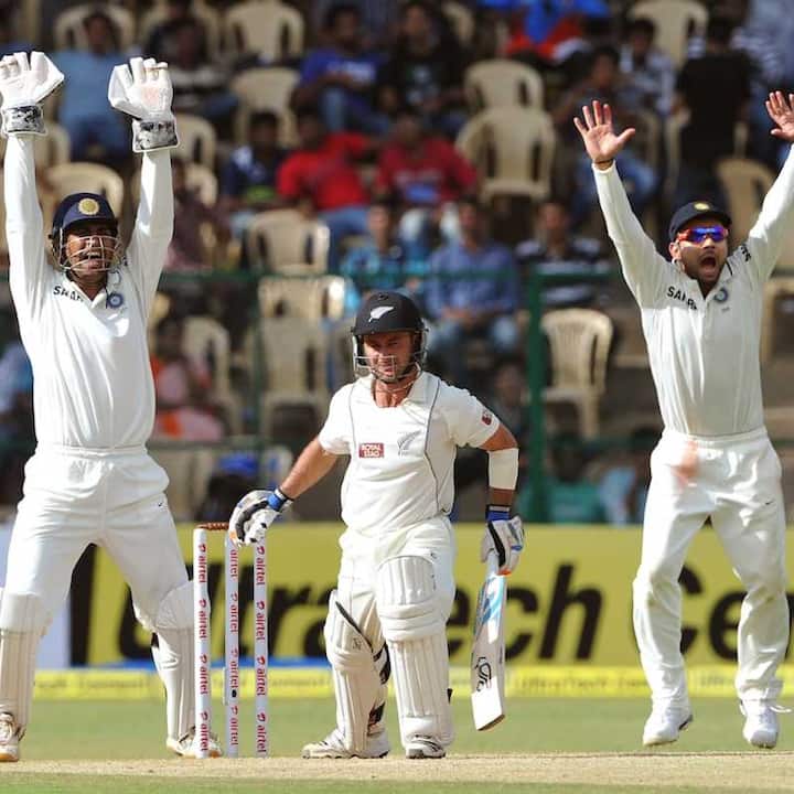 न्यूजीलैंड के विकेटकीपर बल्लेबाज क्रूगर वान विक का कद 4 फुट 9 इंच है. क्रूगर क्रिकेट के इतिहास में सबसे छोटे कद के खिलाड़ियों में से एक हैं. दक्षिण अफ्रीका में जन्मे और न्यूजीलैंड की तरफ से इंटरनेशनल क्रिकेट खेला और वह केवल 9 टेस्ट मैच खेले, जिनमें उन्होंने 341 रन बनाए थे.