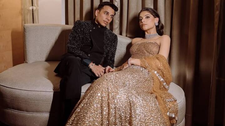 मशहूर सिंगर अनुव जैन भी शादी के बंधन में बंध चुके हैं. 14 फरवरी को उन्होंने अपनी लॉन्ग टाइम गर्लफ्रेंड रिद्धि नारंग की मांग में सिंदूर भरा था. इस साल ये सेलिब्रिटी कपल अपनी पहली दिवाली मनाएगा.