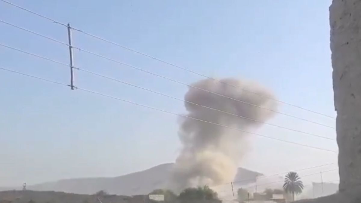 Seven Pakistani Troops Killed In Pakistan Suicide Blast As Bomber Rams Vehicle Into Security Camp | WATCH