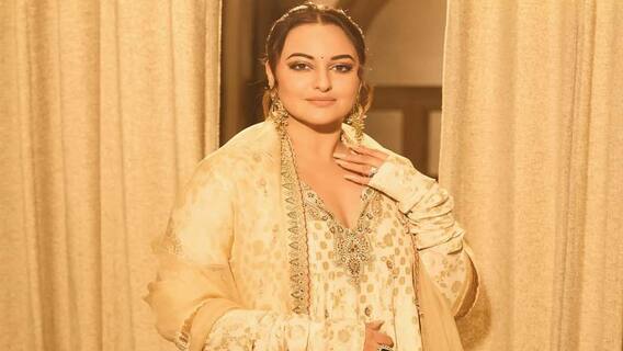 Sonakshi Sinha: 16 నెలల ప్రెగ్నెన్సీ... వరల్డ్ రికార్డు - రూమర్స్పై బాలీవుడ్ హీరోయిన్ సెటైరికల్ రియాక్షన్ Sonakshi Sinha: 16 నెలల ప్రెగ్నెన్సీ... వరల్డ్ రికార్డు - రూమర్స్పై బాలీవుడ్ హీరోయిన్ సెటైరికల్ రియాక్షన్