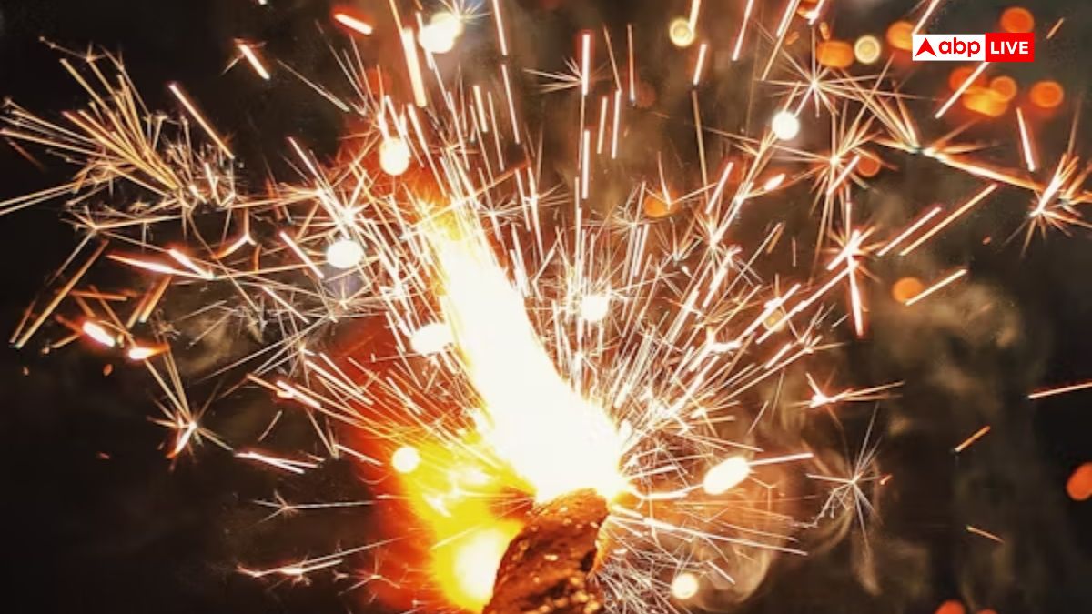 दिवाली से पहले ले लें फायरक्रैकर इंश्योरेंस, सिर्फ 5 रुपए में मिल रही है 50 हजार की सुरक्षा!