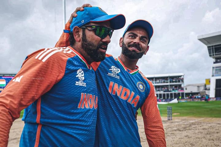 रोहित आणि विराट यांनी ऑस्ट्रेलियाविरुद्धच्या वनडे सामन्यांत प्रत्येकी 8 शतकं केली आहेत. त्यामुळे सचिनचा विक्रम मोडण्यासाठी या दोघांनाही आणखी एक-एक शतकांची गरज आहे.