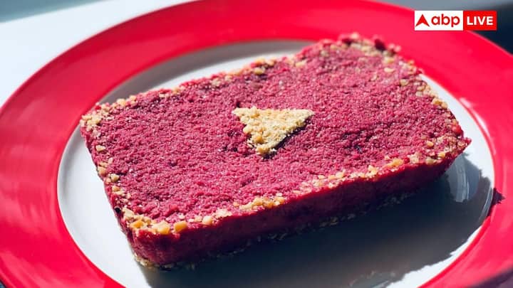 बड़ी संख्या में फॉलोअर्स होने का मतलब अपने आप ज्यादा कमाई नहीं होता. इसमें सबसे ज्यादा मायने रखता है कि आपके फॉलोवर्स कितने सक्रिय हैं. साथ ही वह कितनी बार आपके कंटेंट को लाइक, कमेंट और शेयर करते हैं.