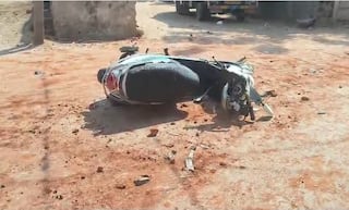 સાબરકાંઠાના મજરા ગામે હિંસક જૂથ અથડામણ: અનેક વાહનોમાં તોડફોડ, પોલીસના ધાડેધાડ ઉતર્યા