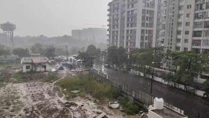 વેસુ સહિતના ઘણા વિસ્તારોમાં પવનના સુસવાટા સાથે ધોધમાર વરસાદ વરસ્યો હતો, જેના કારણે વાતાવરણમાં ઠંડક પ્રસરી હતી અને લોકોને ગરમીમાંથી રાહત મળી હતી. જોકે, શહેરના કેટલાક વિસ્તારોમાં માત્ર ઝરમર વરસાદ પણ નોંધાયો હતો. સુરતની ધમધમતી બજારમાં આ અણધાર્યા વરસાદને કારણે ધનતેરસની ખરીદીમાં થોડો વિઘ્ન પણ પડ્યો હતો.