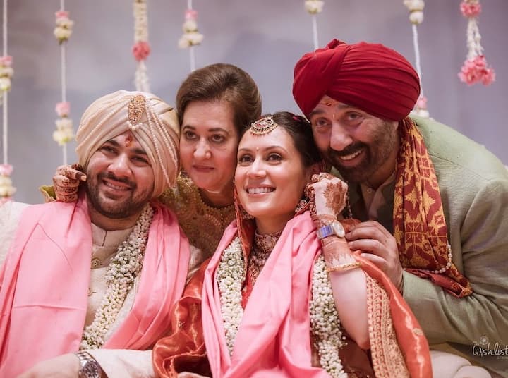 Actually, we are talking about the wife of Sunny Deol's elder son Karan Deol. Whose name is Drisha Acharya.