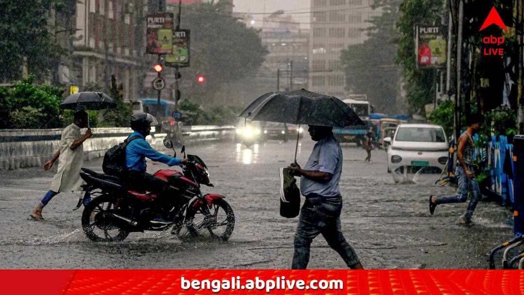 Weather Forecast: ঘূর্ণাবর্ত-গভীর নিম্নচাপের জোড়া ফলায় ফের বৃষ্টি! কালীপুজোতে কি ভাসবে জেলা? কতদিন চলবে দুর্যোগ? West Bengal Weather Forecast Deep Depression Cyclonic circulation Rain Updates for kolkata districts Weather Forecast: ঘূর্ণাবর্ত-গভীর নিম্নচাপের জোড়া ফলায় ফের বৃষ্টি! কালীপুজোতে কি ভাসবে জেলা? কতদিন চলবে দুর্যোগ?