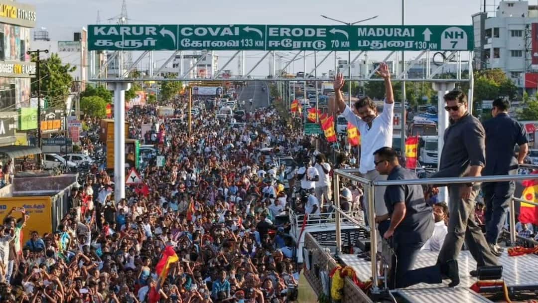 விஜய் மக்கள் சந்திப்பு: காஞ்சிபுரத்தில் நாளை நடைபெறும் கூட்டத்தில் நிர்வாகிகளுக்கு அனுமதி மறுப்பு! பரபரப்பு அறிக்கை வெளியீடு!