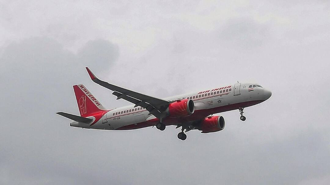 Hundreds Of Indians Stranded In Italy Ahead Of Diwali As Air India Cancels Flight To Delhi Delhi Milan Air India Flight Cancelled Technical Snag Hundreds Of Indians Stranded Ahead Of Diwali Hundreds Of Indians Stranded In Italy Ahead Of Diwali As Air India Cancels Flight To Delhi