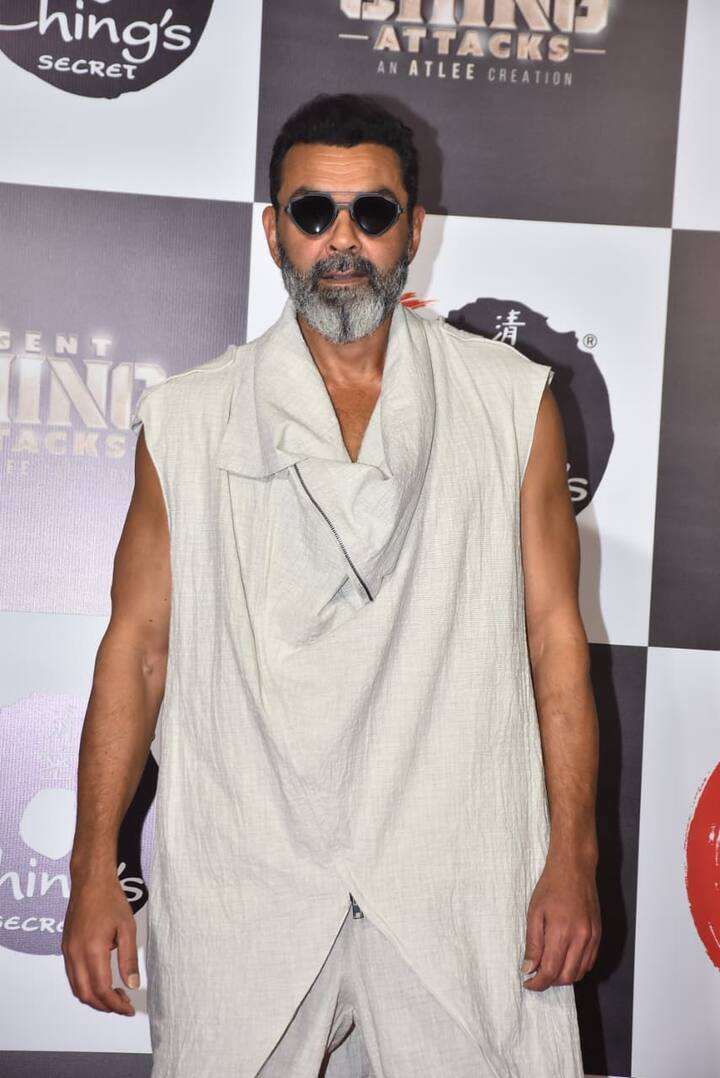 Bollywood actor Bobby Deol was also spotted in this event. He also played the role of a professor in Ching's ad.