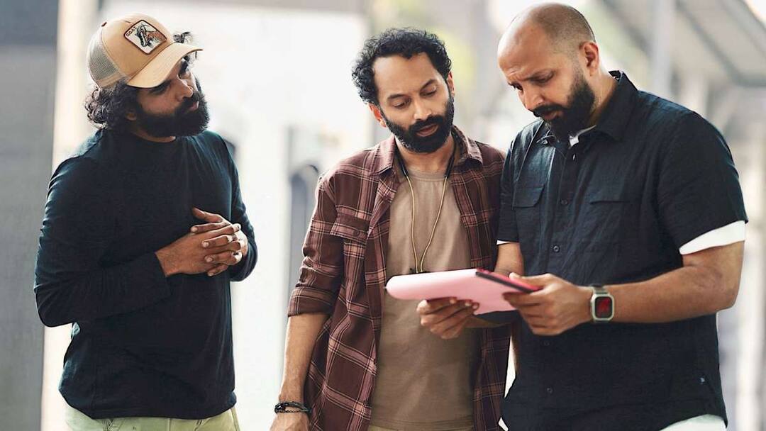 Fahadh Faasil Movie Update: 'బాహుబలి' నిర్మాతలతో 'పుష్ప' విలన్ మూవీ - బాలయ్య ఫేమస్ డైలాగ్ టైటిల్తో... హీరోగా తెలుగు డెబ్యూ Malayalam Actor fahadh faasil telugu movie FaFa with baahubali makers shooting started after long time Fahadh Faasil Movie Update: 'బాహుబలి' నిర్మాతలతో 'పుష్ప' విలన్ మూవీ - బాలయ్య ఫేమస్ డైలాగ్ టైటిల్తో... హీరోగా తెలుగు డెబ్యూ