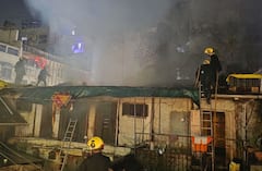 पुण्याच्या सदाशिव पेठीतील चव्हाण वाड्याला आग; घरातील साहित्य जळून खाक