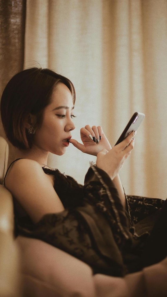 आपका फोन हैक तो नहीं हुआ? ऐसे पहचानें