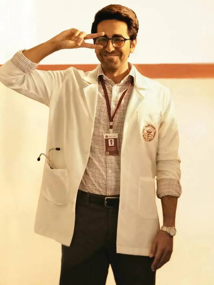 आयुष्मान खुराना का कोई बड़ा डेब्यू या स्टार परिवार नहीं था, फिर भी उनकी पहली फिल्म 'विक्की डोनर' ने बॉक्स ऑफिस पर शानदार सफलता हासिल की.