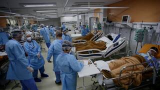 कोरोना काळात रुग्णाच्या मनाविरुद्ध उपचार, मृतदेहाची परस्पर विल्हेवाट; नगरच्या 5 नामांकित डॉक्टरांवर गुन्हे दाखल