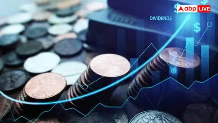 भारतातील सार्वजनिक क्षेत्रातील सर्वात मोठी बँक स्टेट बँक ऑफ इंडियाचा स्टॉक बँकिंगमधील टॉप शेअर म्हणून जिओजित इन्वेस्टमेंटसनं निवड केली. स्टेट बँकेच्या शेअरमध्ये आज 18 रुपयांची वाढ होऊन तो 907 रुपयांवर पोहोचला आहे.