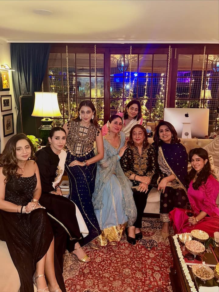 The Kapoor clan came together to celebrate Diwali this year, and as always, the festivities were nothing short of spectacular.