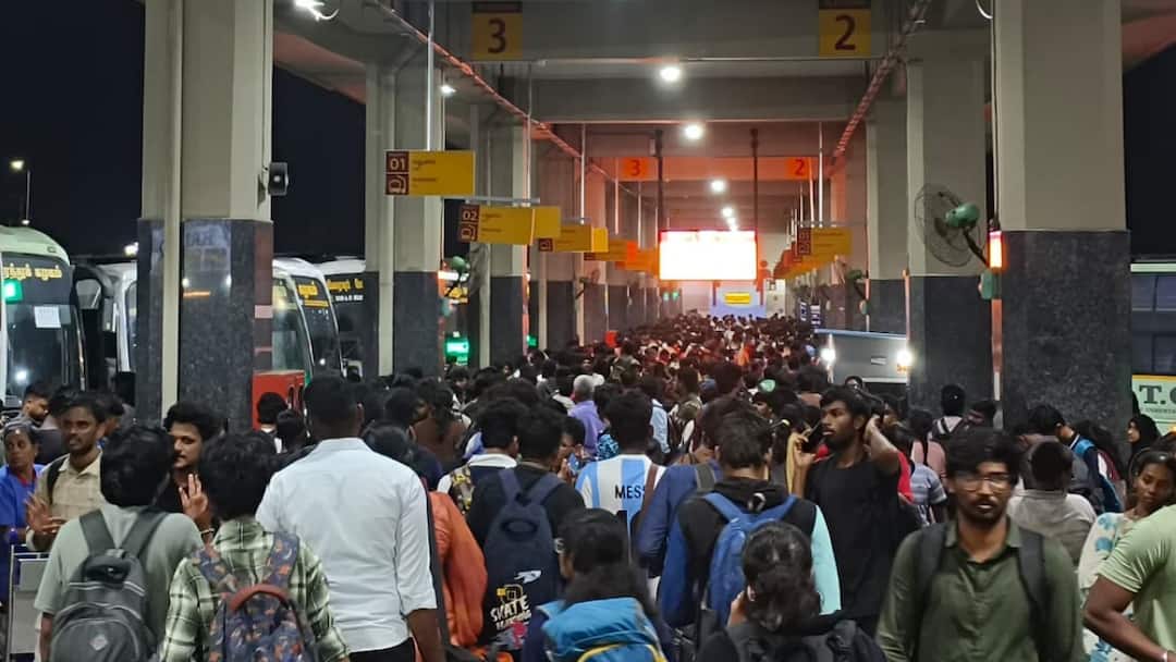 Diwali 2025: தீபாவளி சிறப்பு பேருந்துகள்.. 8 லட்சம் மக்கள் சொந்த ஊர்களுக்கு பயணம்..